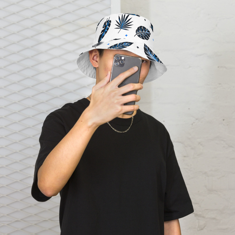 Reversible bucket hat